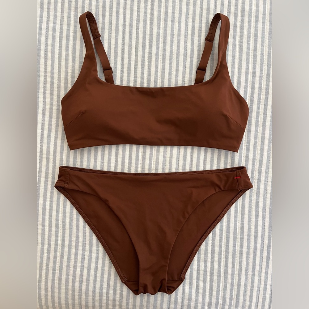Everlane Chocolate Bikini Set 🥥